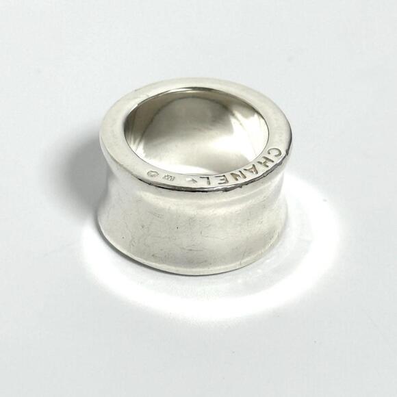 CHANEL Authentic Vintage Silver Ring - Picture 6 of 10